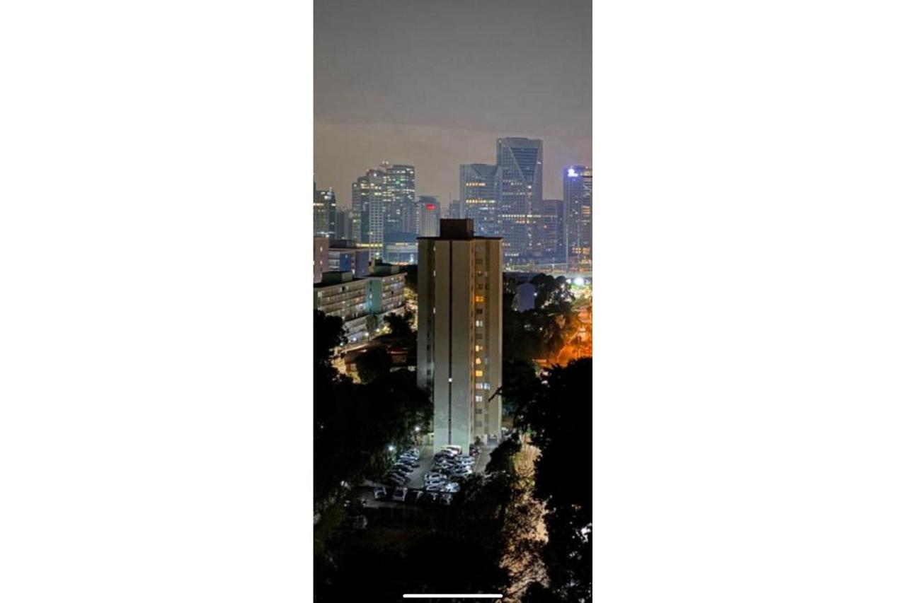 Apartamento Inteiro 51 *